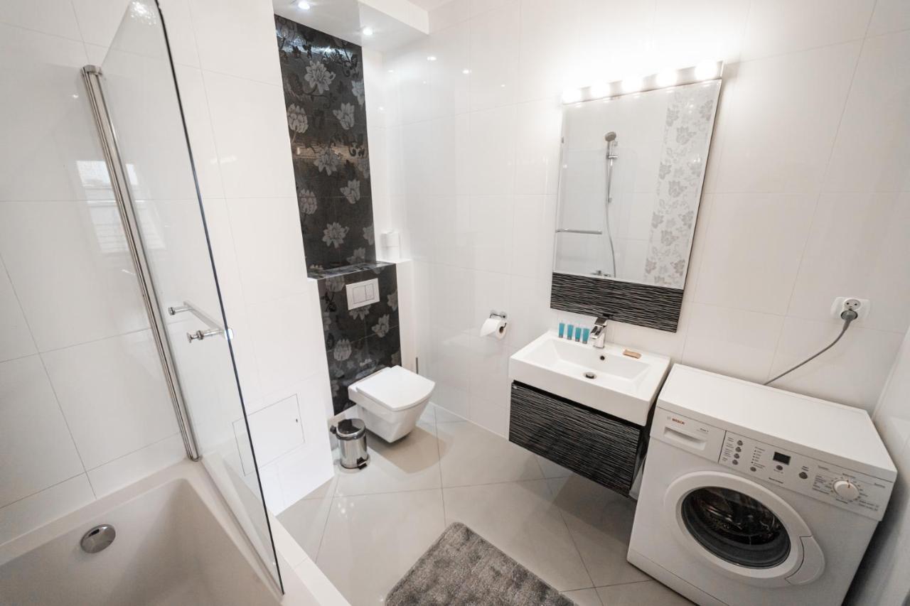 Bulwar Kurlandzki Vistula Apartment Краков Экстерьер фото